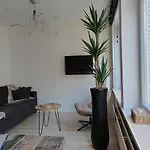 Lägenhet Centrum Luxe Ost 2 2